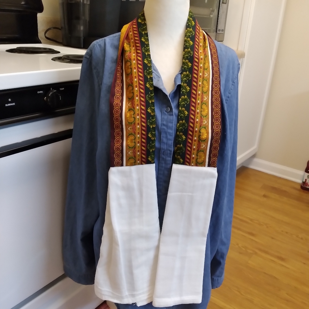 Kitchen BOA scarf